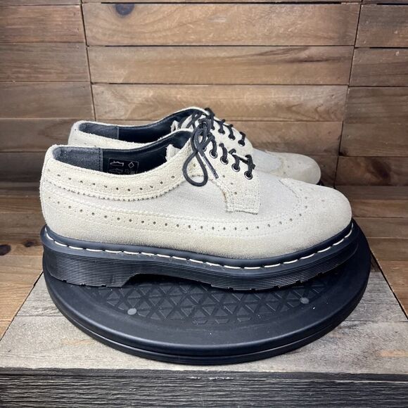 Dr. Martens 3989 Womens Size US 7 Lace Up Suede Tan Comfort Wingtip Shoes - Picture 1 of 10